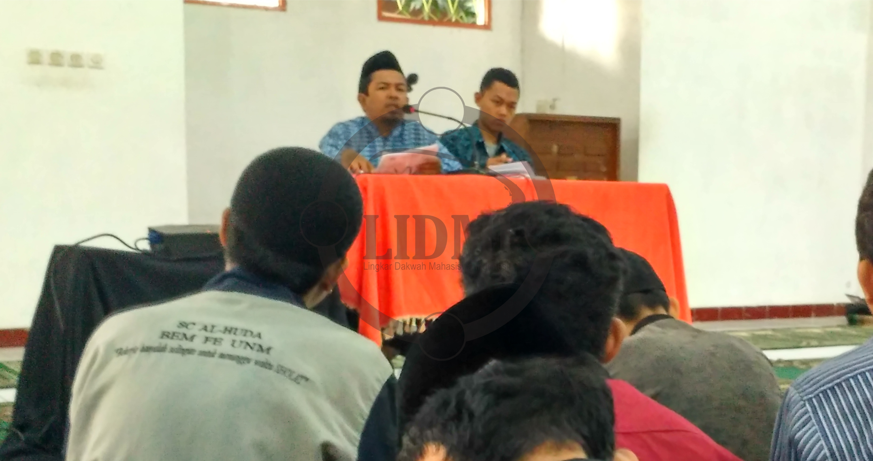 Ini Dua pesan Ustadz Ishaq dalam Kajian Kotemporer Waspadai Komunisme di UNM