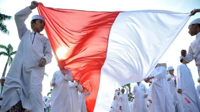 Santri sebagai Duta Literasi, Upaya Memaknai Literasi sebagai Gerakan Imaniyah