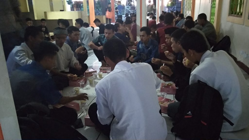 Buka Puasa Akbar Kader Dakwah Kampus Se-UNM