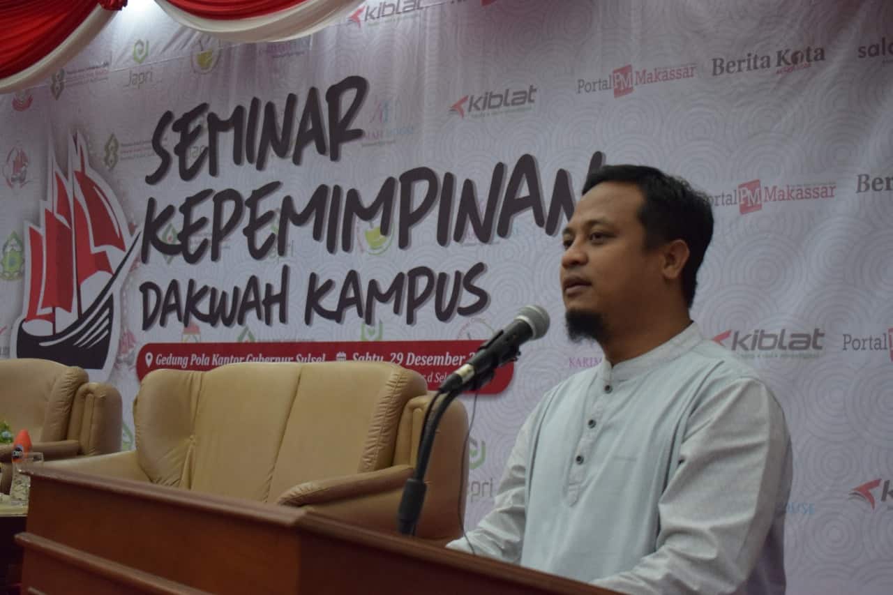 Nostalgia Masa Mahasiswa, Wagub Sulsel Andi Sudirman Sulaiman Bagi Tips Kepada Peserta Seminar Kepemimpinan LIDMI