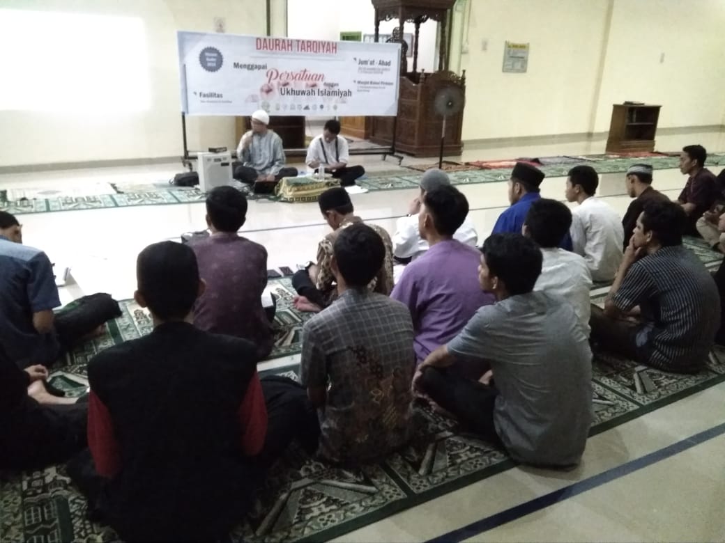 LDK FSI RI UNM Perkuat Manajemen Dakwah Kampus Lewat Kegiatan Daurah Tarqiyah