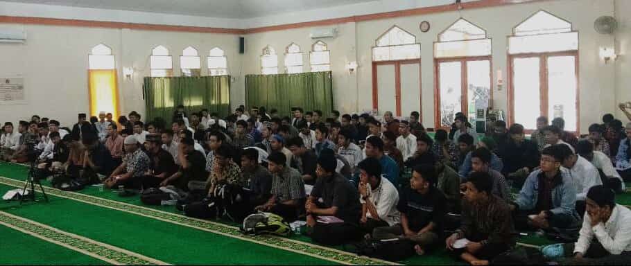 Lidmi Makassar Gelar Tarbiyah Gabungan 20 LDK Kampus Se Kota Makassar