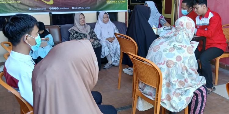 LIDMI Gelar Pemeriksaan Kesehatan Gratis untuk Warga Sekitar Sekretariat